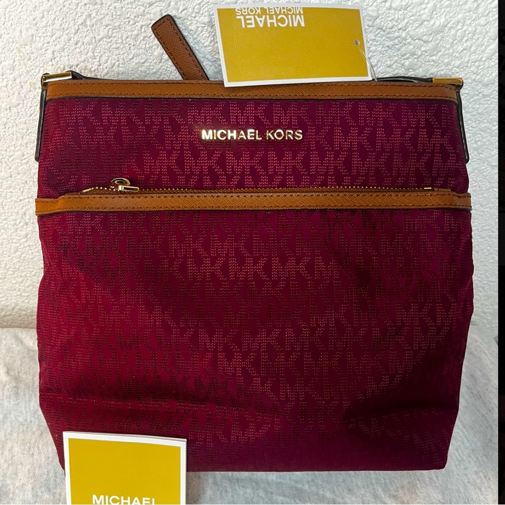 Micheal Kors Purse